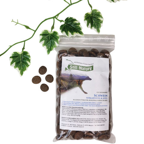 PROBE | Still Nature | Schwein mit Süßkartoffel und Apfel